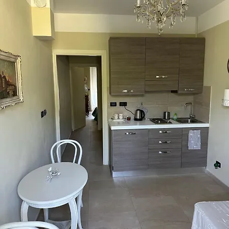 Bellaveduta Holidays アパート